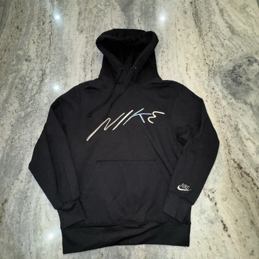 Nike Pullover Hoodie Youth Medium (8/10) Black Embroidered Script Logo